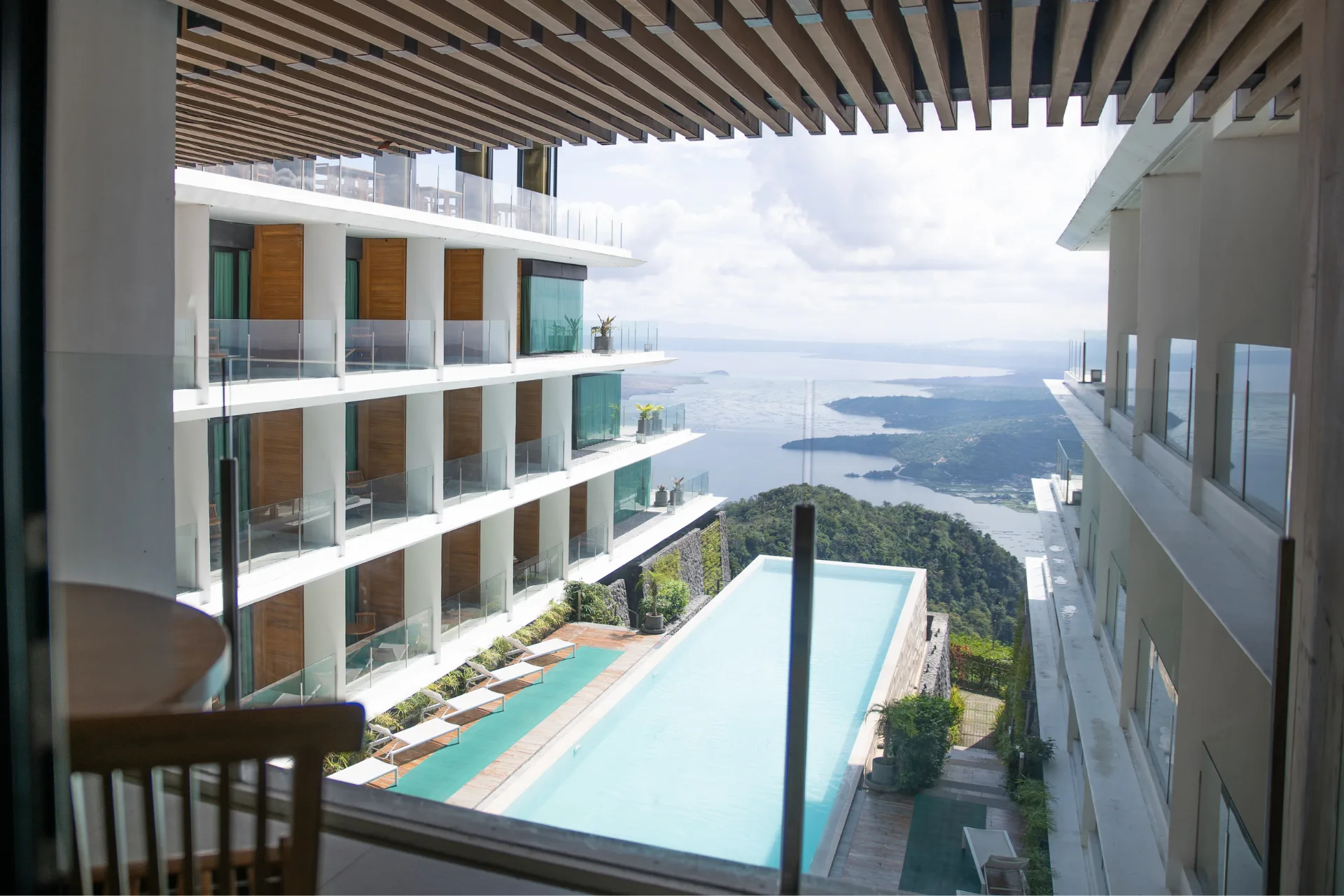 Deluxe Premier Room - Escala Tagaytay