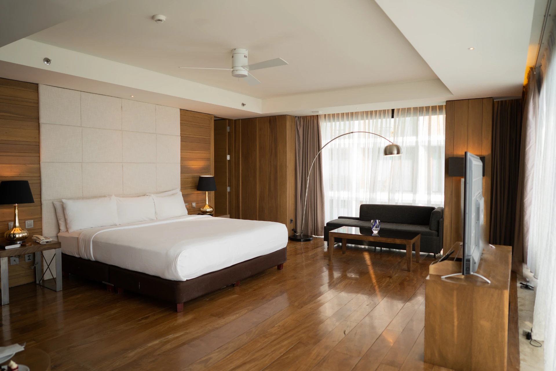 Prestige Room - Escala Tagaytay