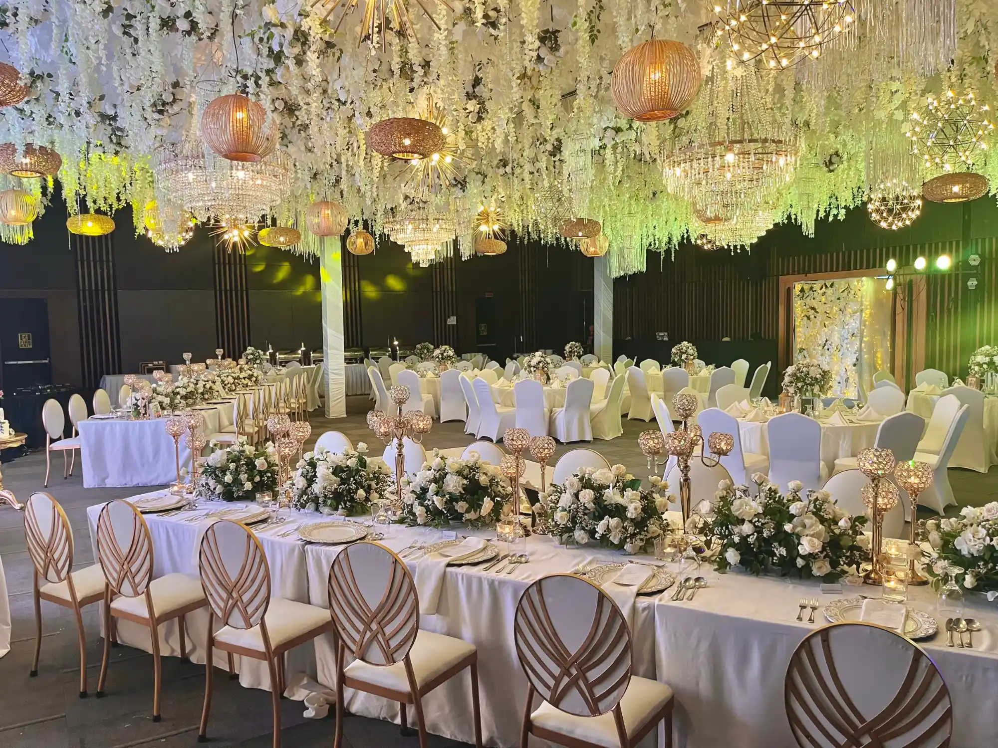 Pavilion escala tagaytay