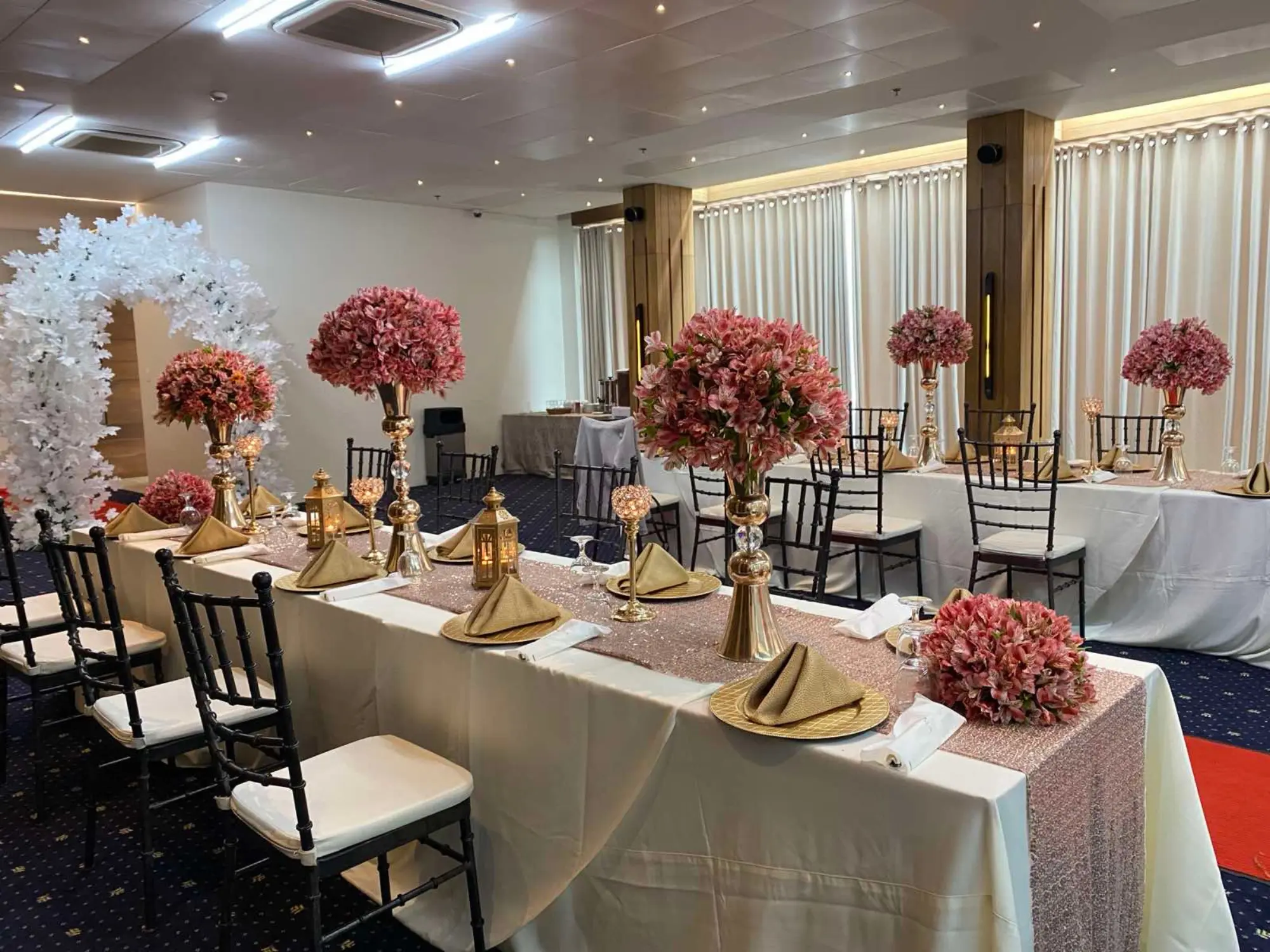 SONATA FUNCTION HALL - Escala tagaytay