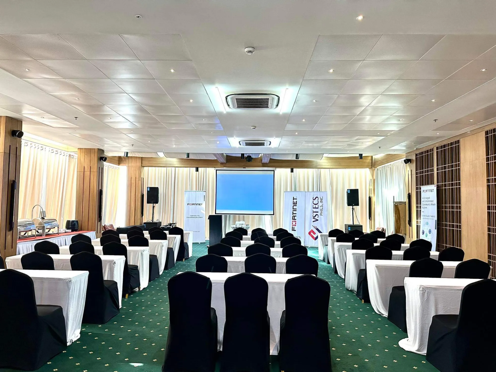 SONATA FUNCTION HALL - Escala tagaytay